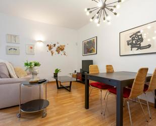 Living room of Apartment to rent in  Barcelona Capital  with Air Conditioner, Oven and Washing machine