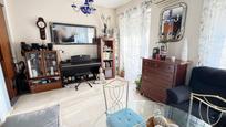 Living room of Flat for sale in  Sevilla Capital  with Air Conditioner, Parquet flooring and Storage room