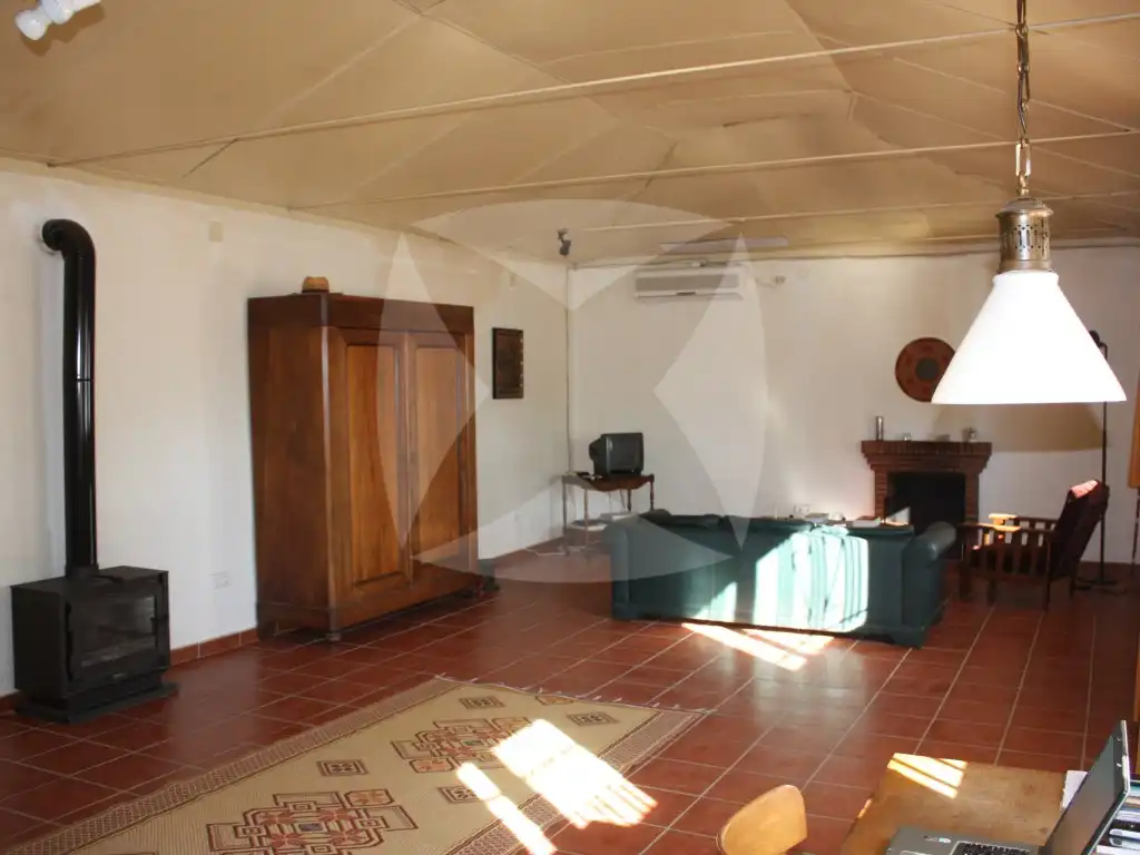 Sala d'estar de Casa o xalet en venda en Monroy