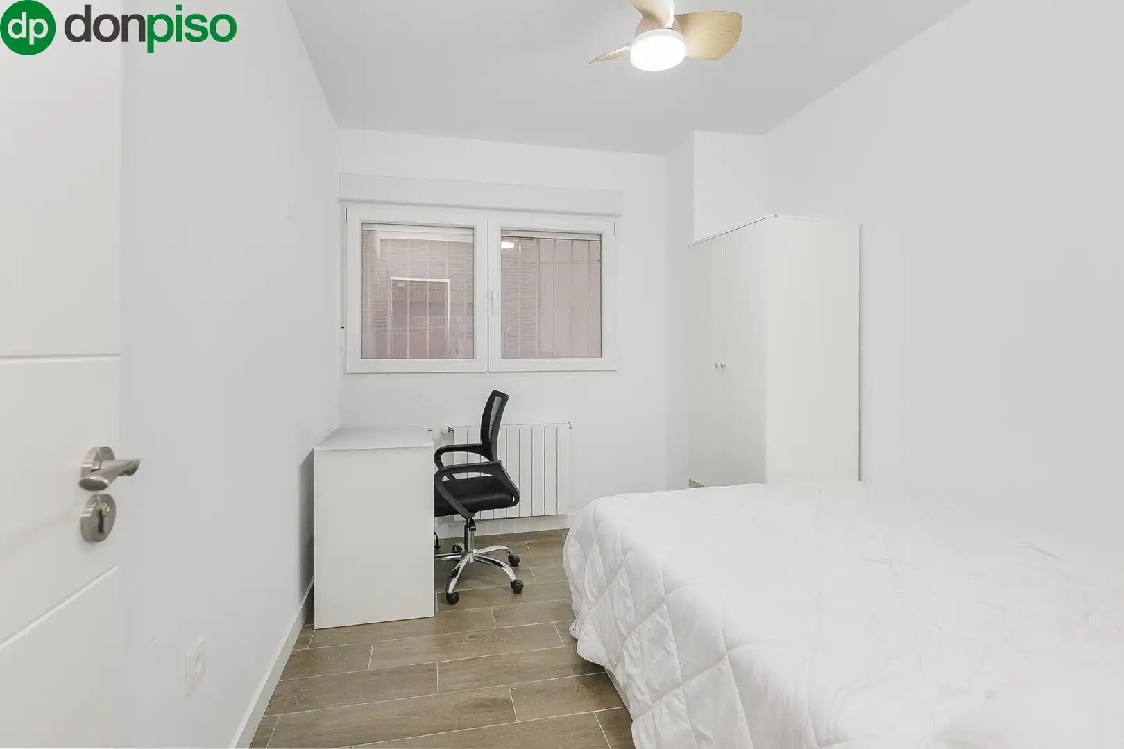 Apartament amb ascensor en venda a Calle del Escultor Antonio Martínez Olalla, imagen 2