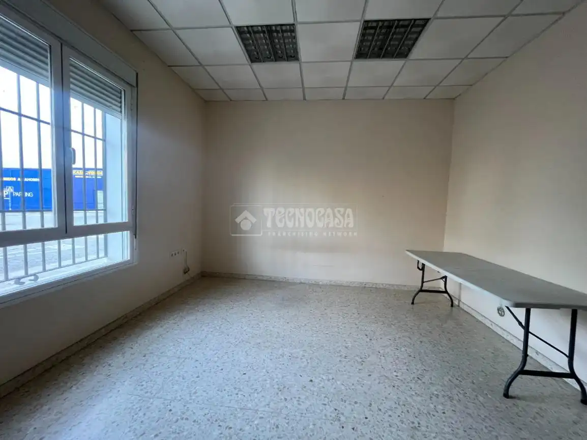 Commercial properties for rent in Pilas