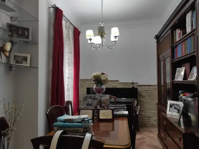 Menjador de Casa o xalet en venda en Carmona amb Aire condicionat i Calefacció