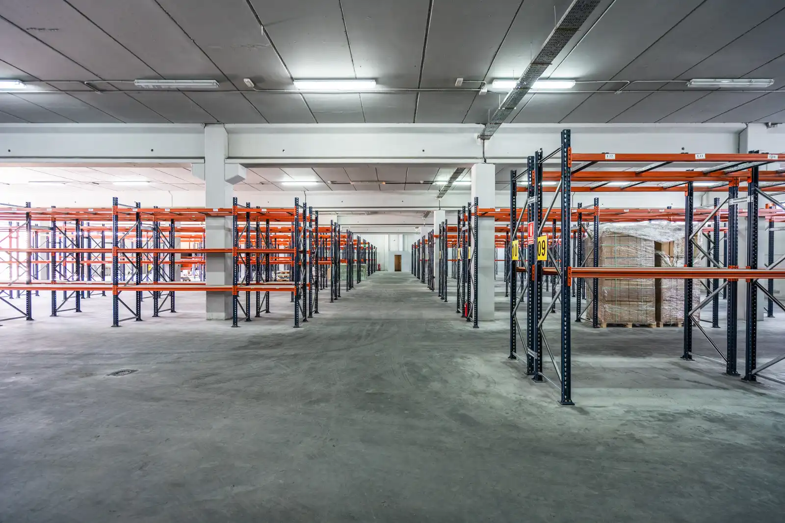 Industrial buildings for sale in Colmenar Viejo  with Heating