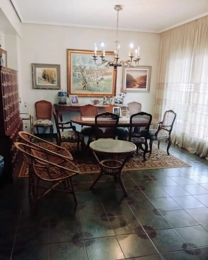 Flat with terrace for sale in Centro