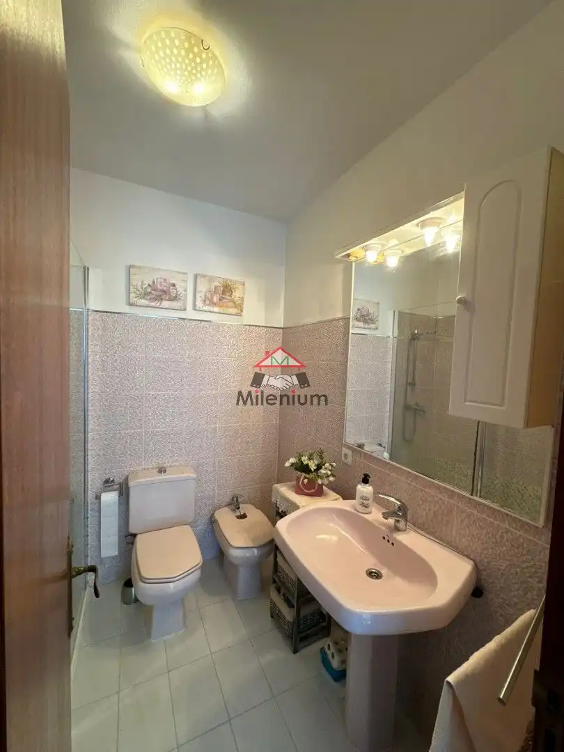 Chalet con terraza en venta en Calle Árbol de la Cigüeña, imagen 14