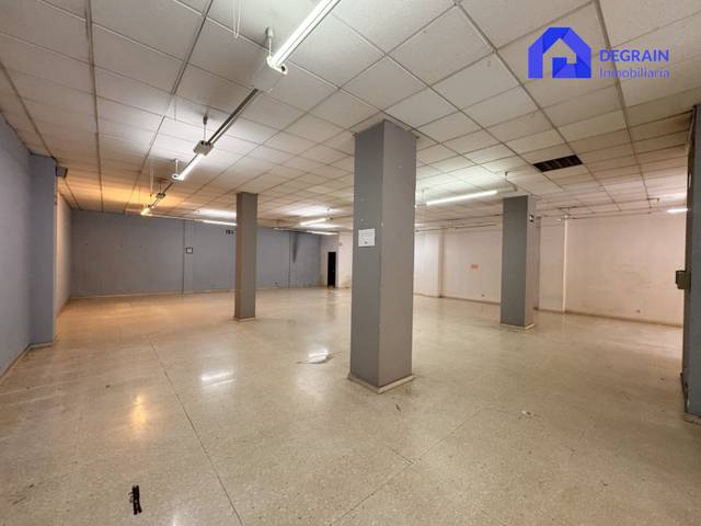 Local comercial en Alquiler en Oviedo - CALLE LA TENDERINA en Fozaneldi - Tenderina