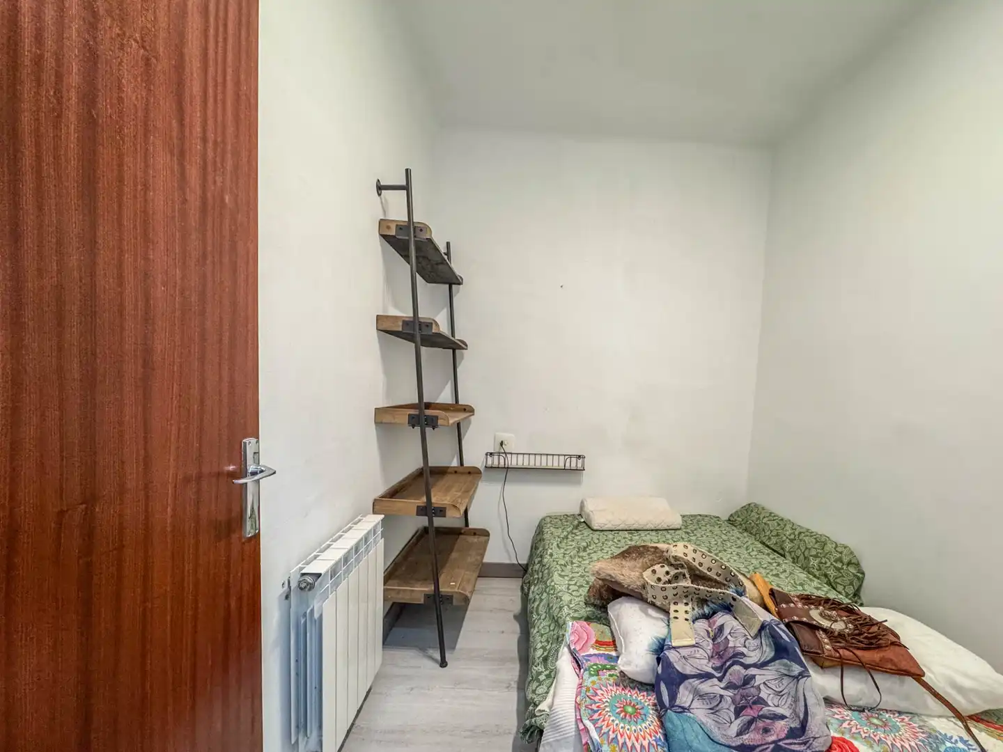 Habitación de Finca rústica en venta en La Floresta con Calefacción, Terraza y Balcón