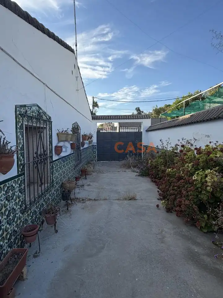 Vista exterior de Casa o xalet en venda en Utrera