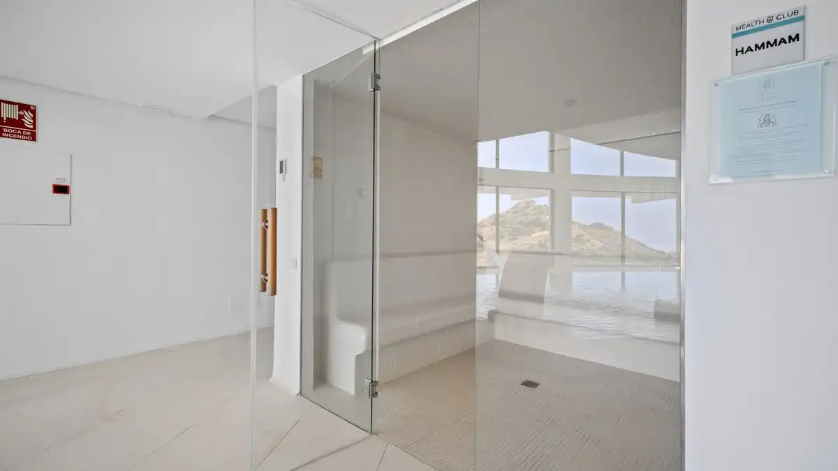 Piso en venta en Marbella con Terraza y Piscina