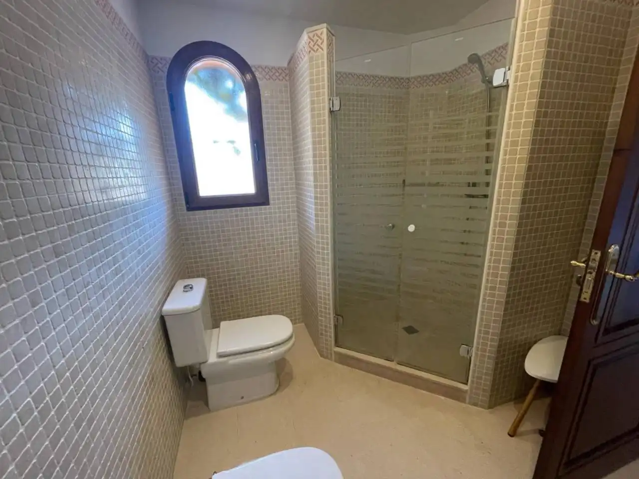 Badezimmer von Einfamilien-Reihenhaus zum Verkauf in Cartagena mit Klimaanlage, Privatgarten und Terrasse