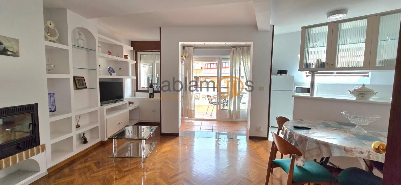 Living room of Flat for sale in Vilagarcía de Arousa  with Heating, Parquet flooring and Terrace