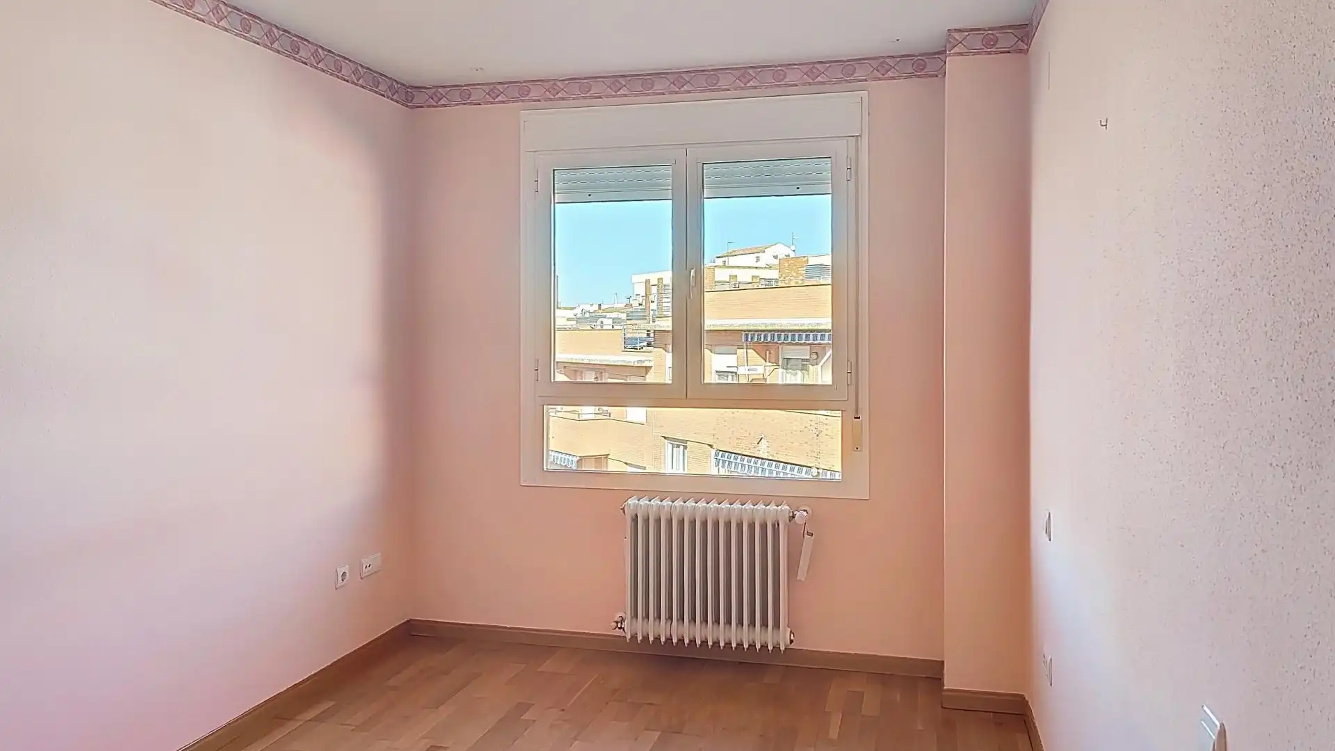 Habitación de Piso en venta en Ciudad Real Capital con Calefacción y Terraza