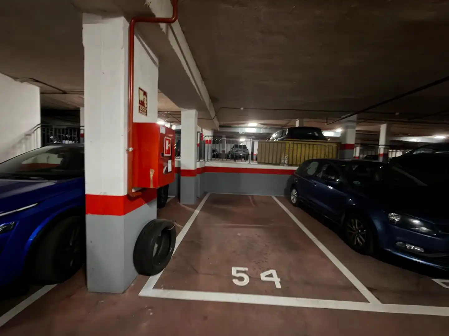 Parking de Piso de alquiler en Alcobendas con Aire acondicionado, Calefacción y Piscina comunitaria