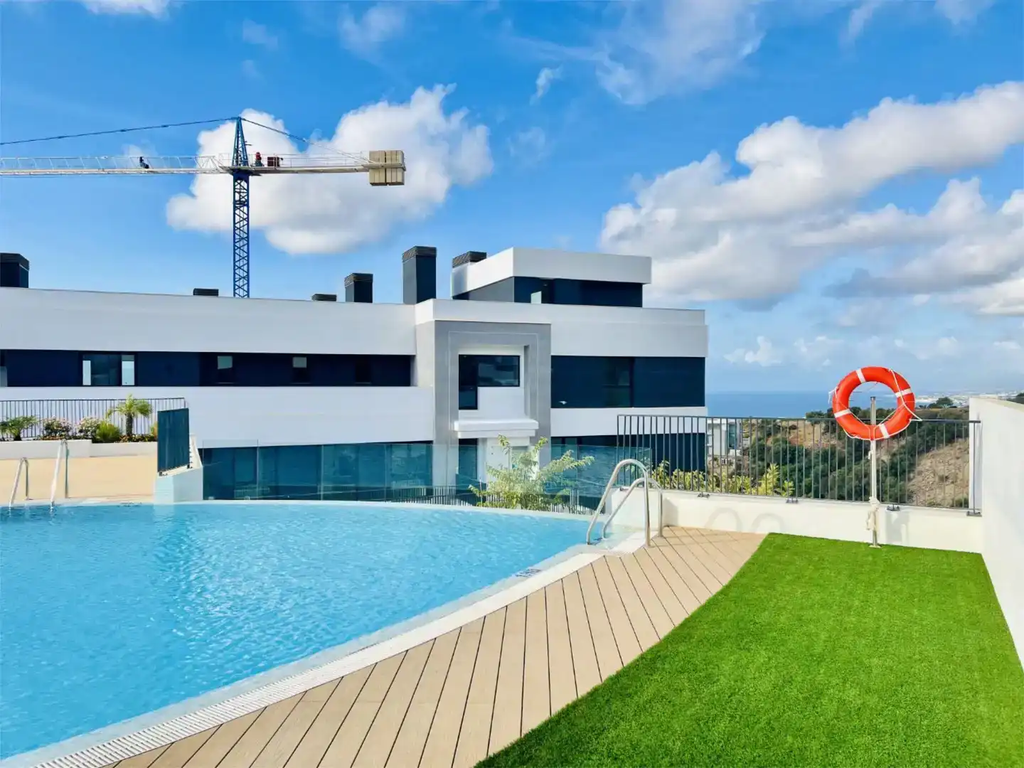 Piscina de Pis en venda en Marbella amb Aire condicionat i Piscina