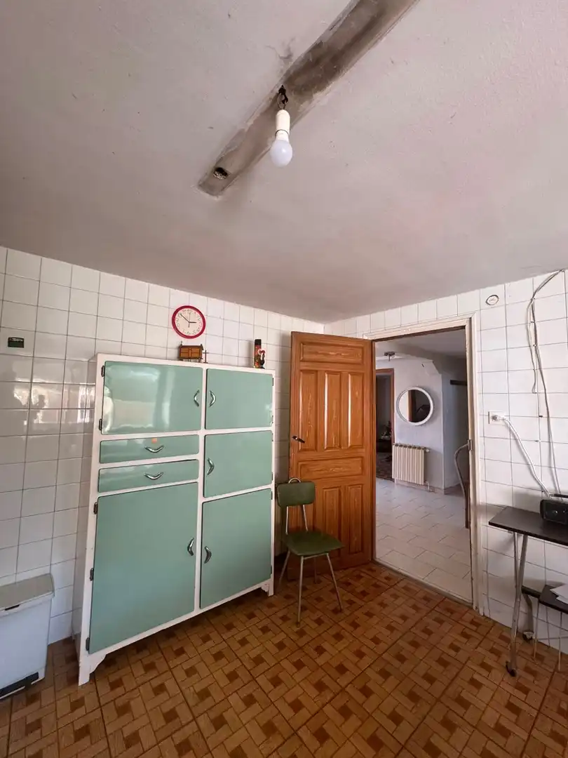 Cocina de Casa o chalet en venta en Mansilla de las Mulas con Calefacción, Jardín privado y Amueblado