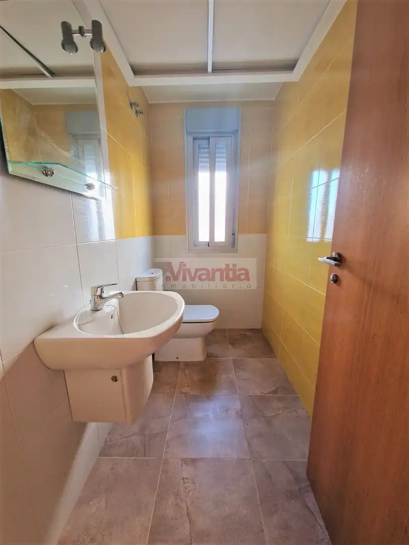 Badezimmer von Maisonette zum Verkauf in Lorca mit Klimaanlage, Heizung und Terrasse