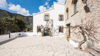 Vista exterior de Finca rústica en venda en Bigues i Riells amb Aire condicionat, Terrassa i Piscina