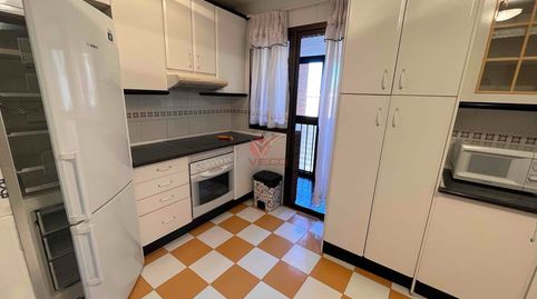 Foto 5 de Piso de alquiler en Hermanos Becerril, San Fernando - Carretera de Valencia, Cuenca Capital