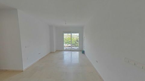 Foto 3 de Pis en venda a C/ Miguel de María Luque, Sierra de Estepona - Avda. de Andalucía, Estepona