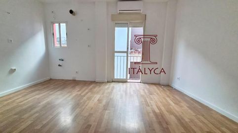 Foto 5 de Apartament en venda a Calle Marco Sancho, 25, Feria, Sevilla Capital