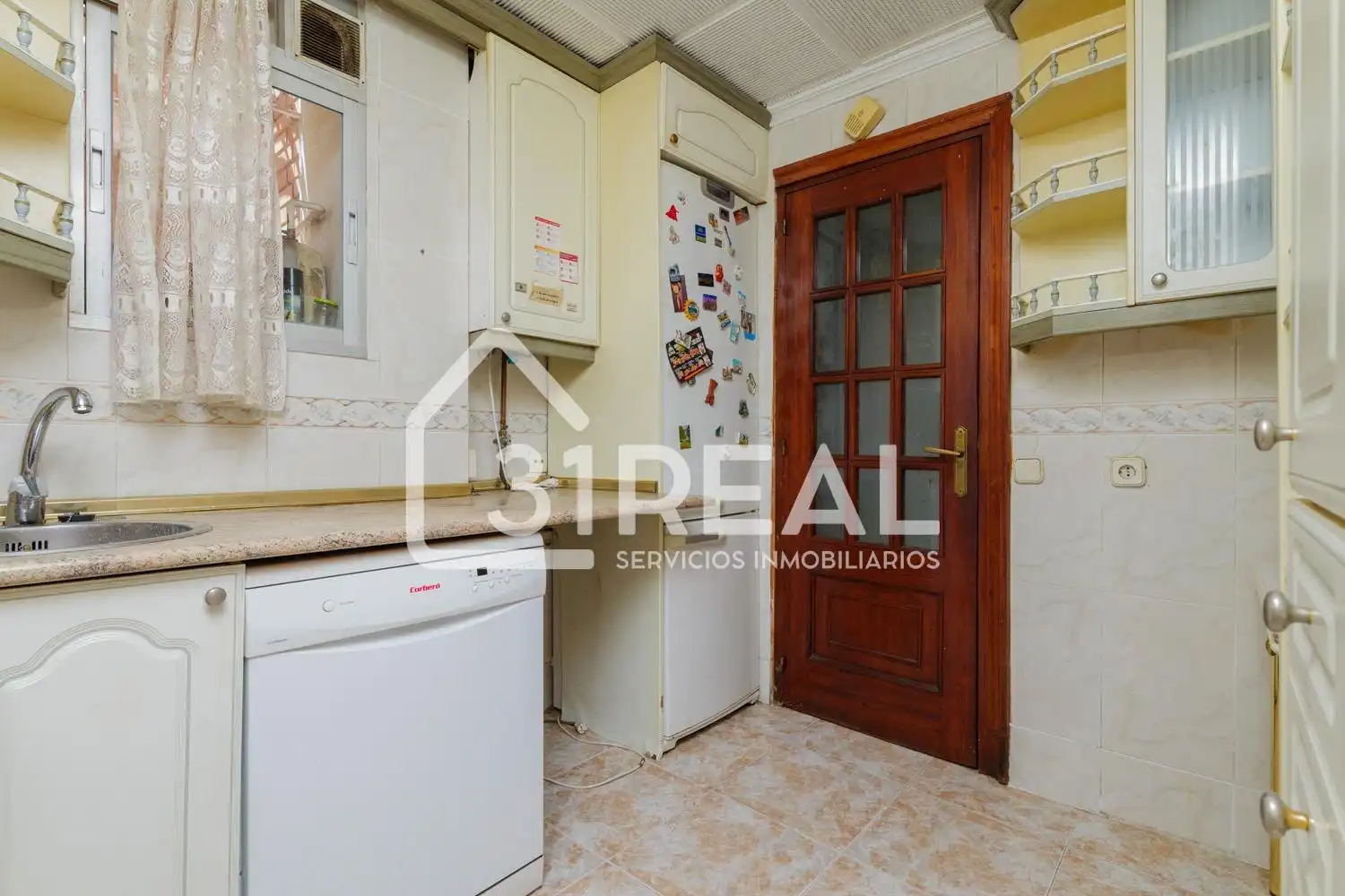 Cocina de Piso en venta en Madrid con Calefacción, Jardín privado y Parquet