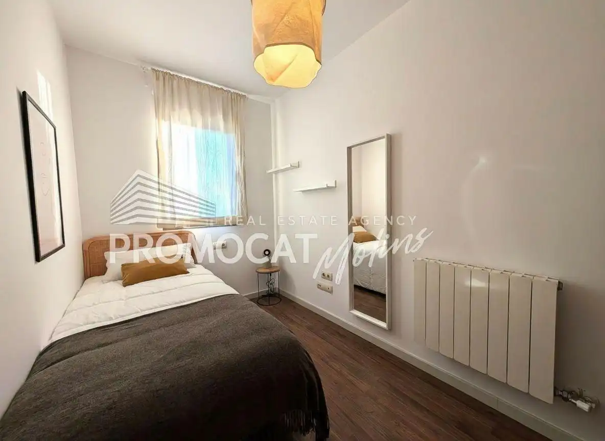 Bedroom of Flat for sale in Molins de Rei  with Air Conditioner, Heating and Furnished
