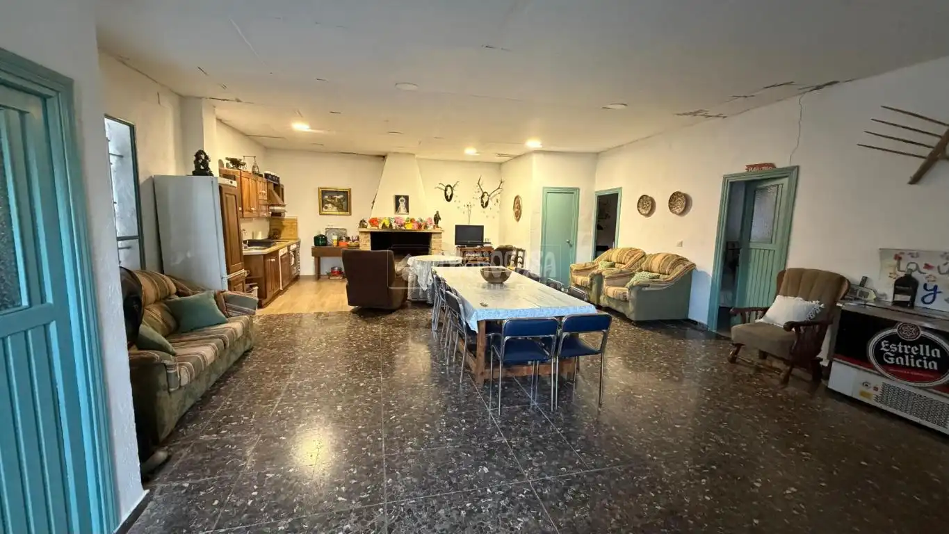 Comedor de Finca rústica en venta en Jaén con Trastero