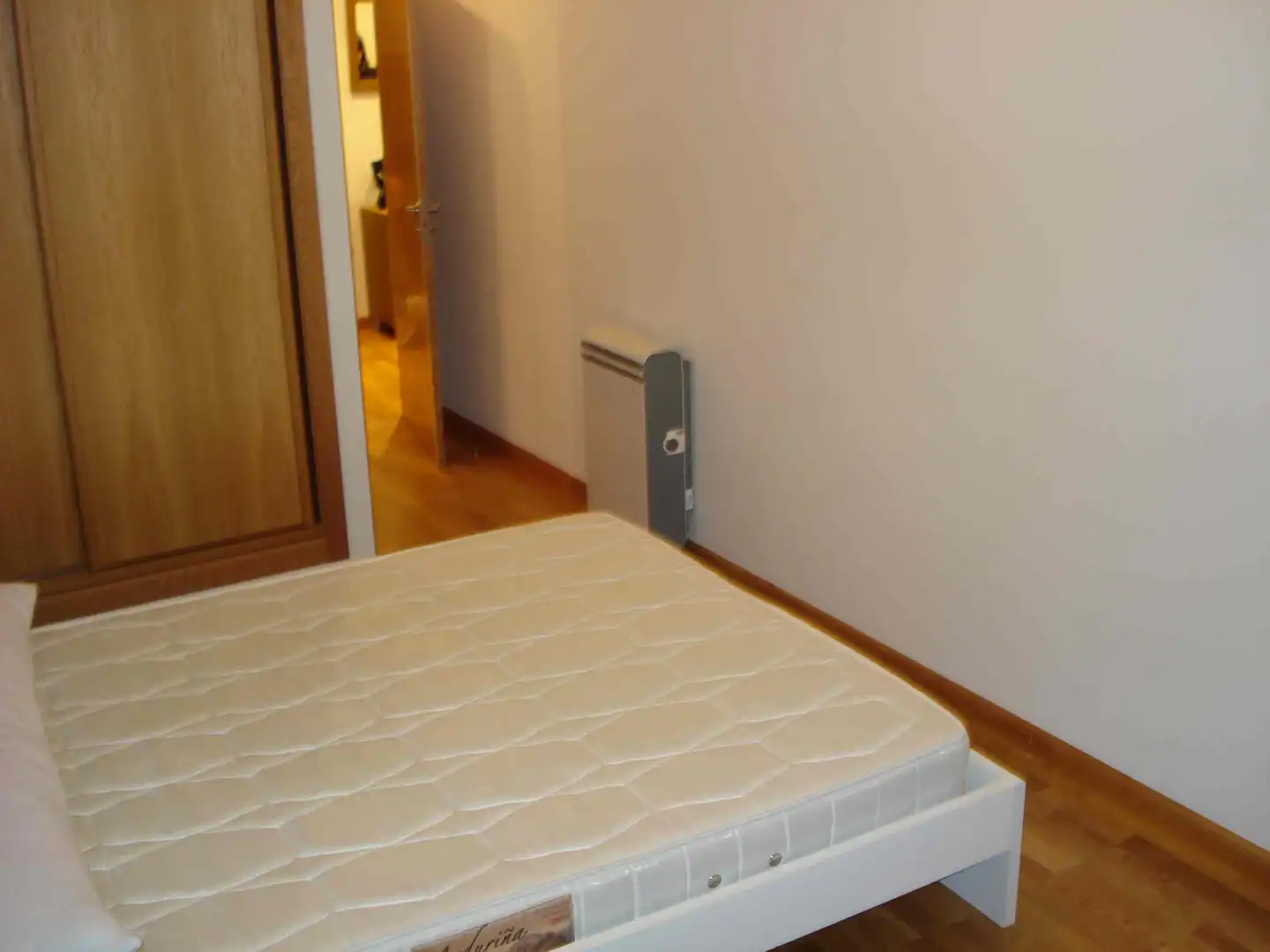 Dormitori de Apartament en venda en Narón amb Calefacció, Parquet i Traster