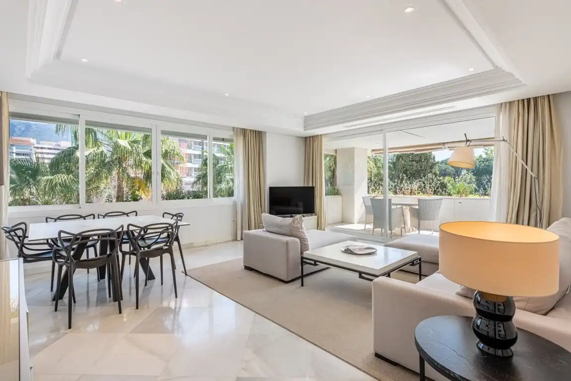 Sala de estar de Apartamento en venta en Marbella con Aire acondicionado, Calefacción y Trastero