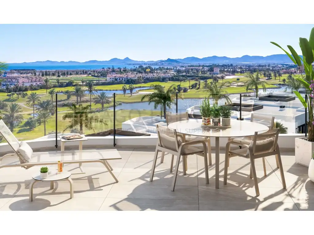 Apartamento en venta en Calle Infanta Leonor, Las Lomas de Rame - Bahía Bella