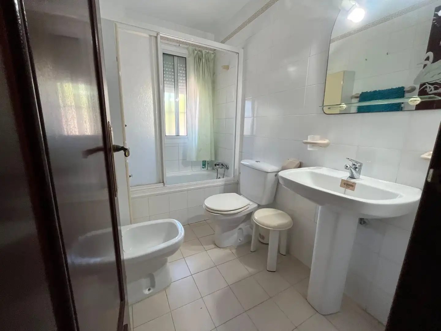 Badezimmer von Maisonette zum Verkauf in Chipiona mit Privatgarten, Terrasse und Möbliert