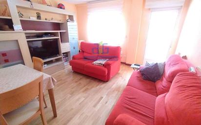 Living room of Flat for sale in Villaquilambre  with Heating and Storage room