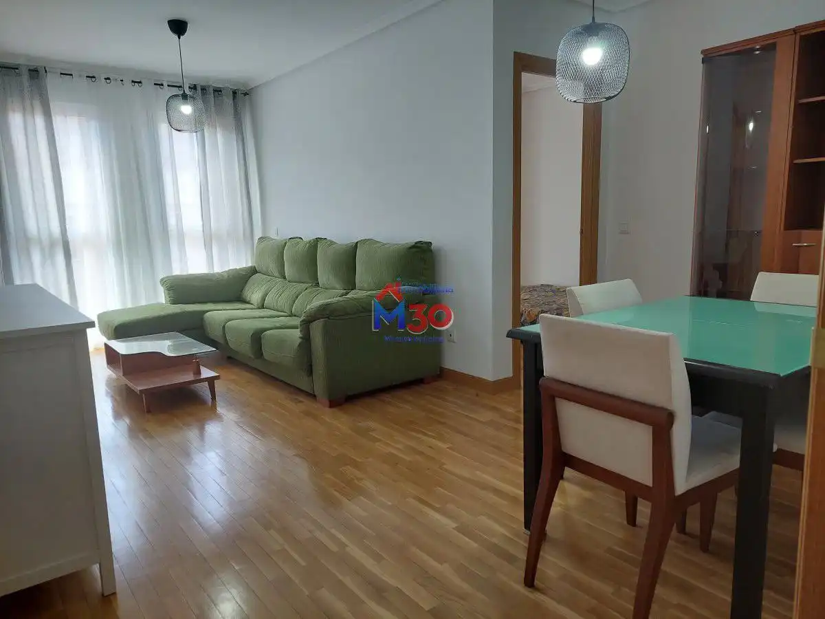 Vista exterior de Apartamento de alquiler en Miranda de Ebro con Calefacción, Parquet y Terraza