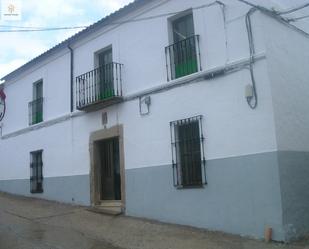 Vista exterior de Casa o xalet en venda en Casas de Don Antonio amb Jardí privat, Terrassa i Balcó