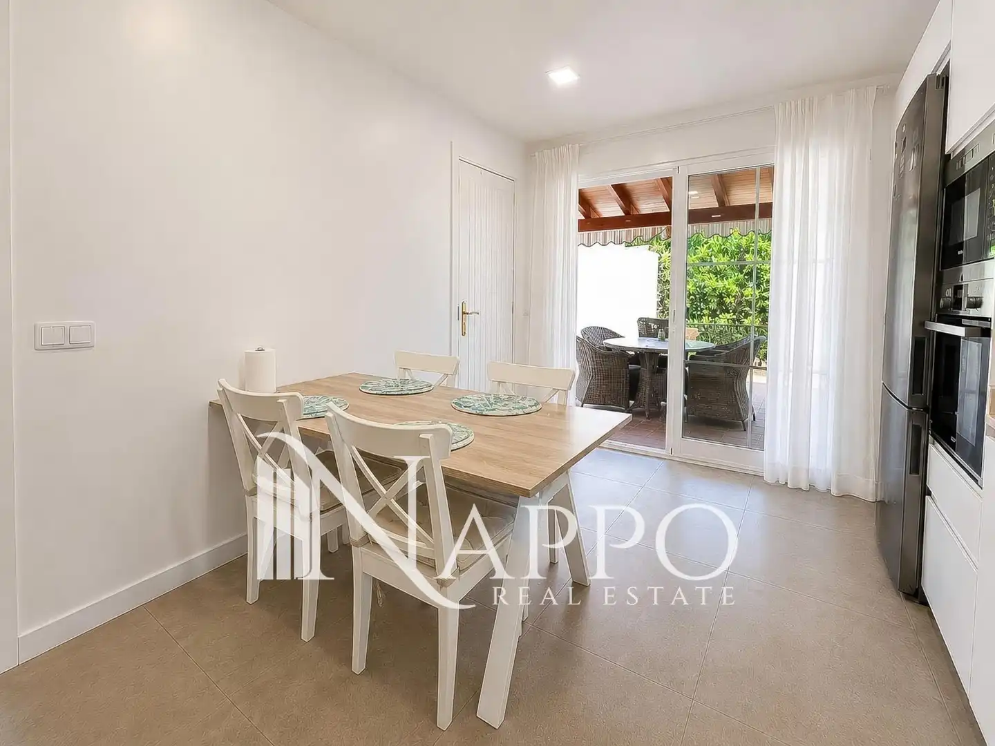 Comedor de Casa adosada en venta en  Palma de Mallorca con Aire acondicionado, Calefacción y Jardín privado