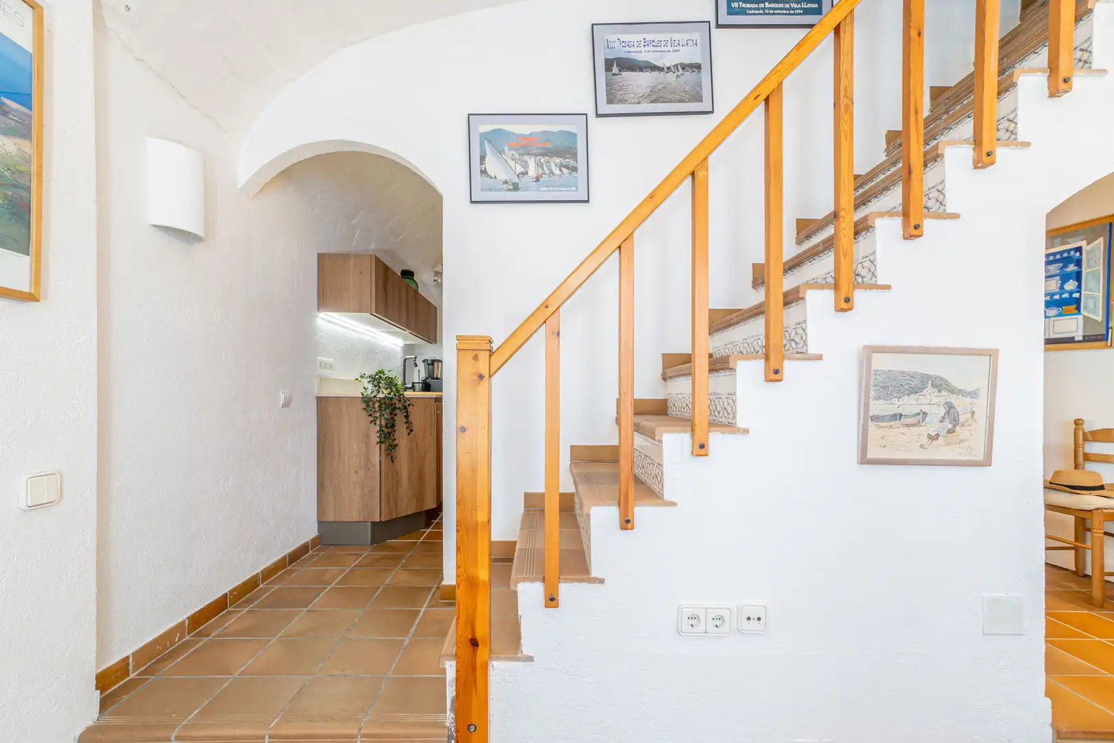 Einfamilien-Reihenhaus zum Verkauf in Cadaqués mit Möbliert, Ofen und Waschmaschine