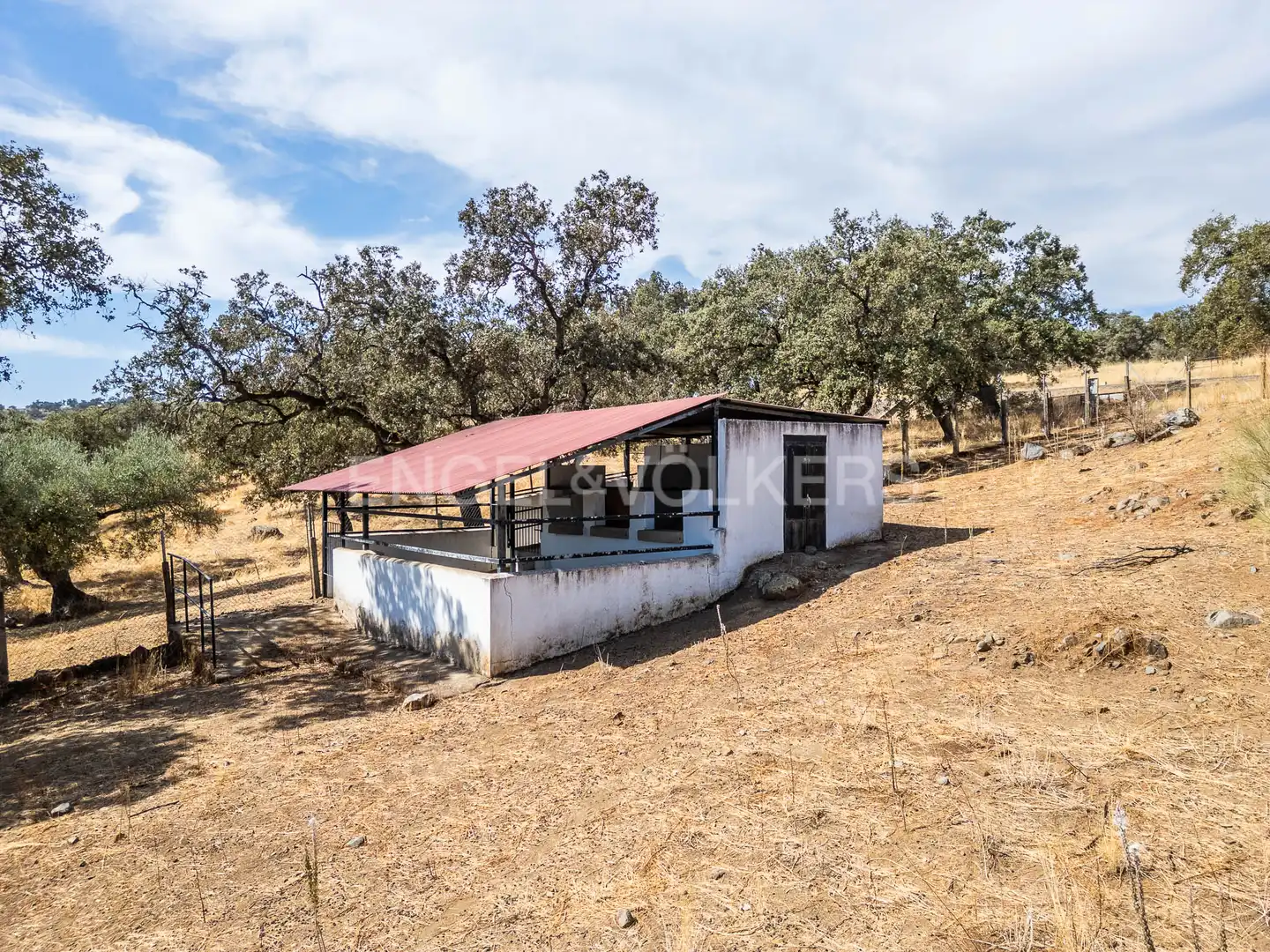 Finca rústica en venta en El Castillo de las Guardas con Calefacción, Jardín privado y Terraza