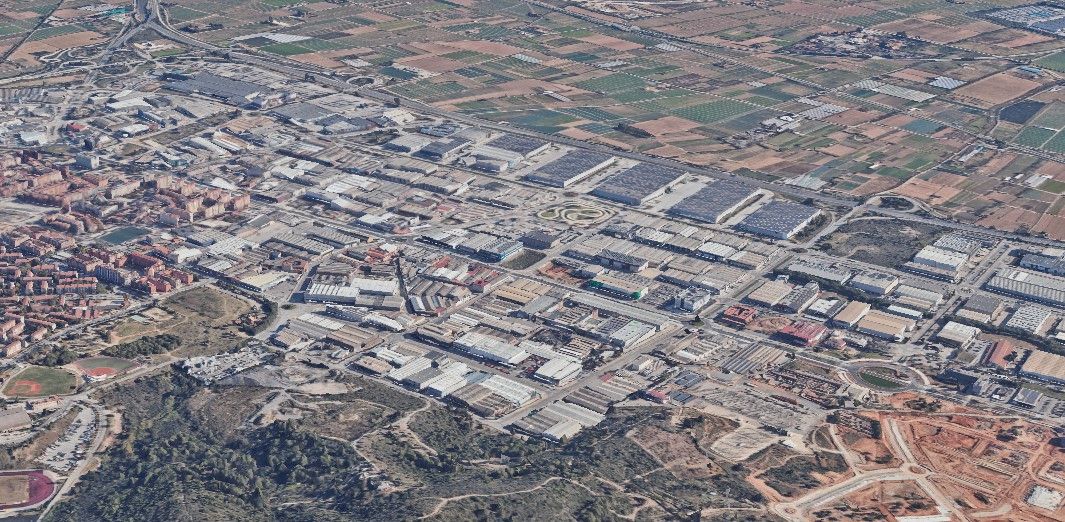 Vista exterior de Terreny industrial en venda en Sant Boi de Llobregat