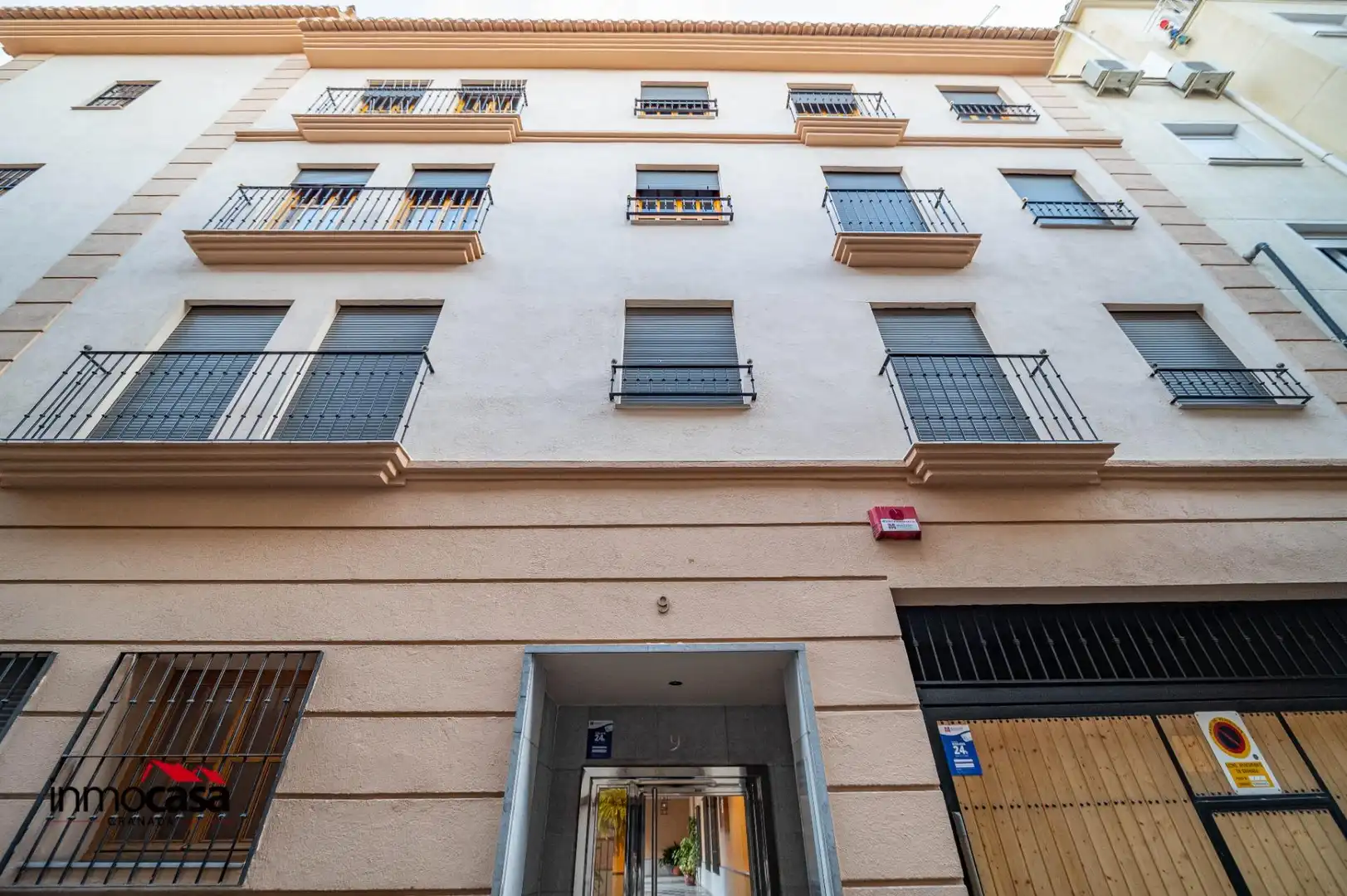 Vista exterior de Pis en venda en Granada