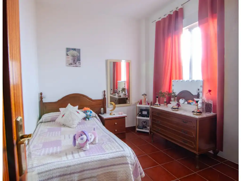 Bedroom of Houses for sale in Brenes