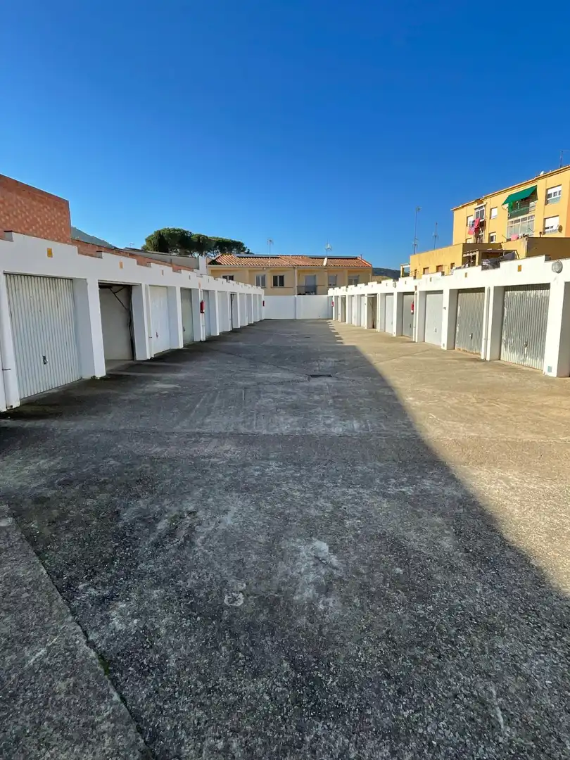 Individual en venda a Carrer de les Parets