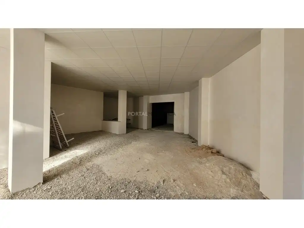 Commercial properties for sale in Maó - Mahón