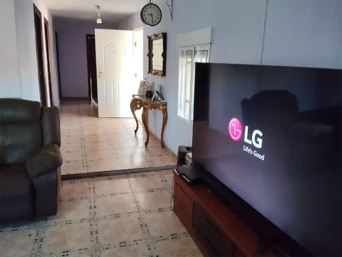 Sala d'estar de Casa o xalet en venda en Riba-roja de Túria amb Aire condicionat i Piscina