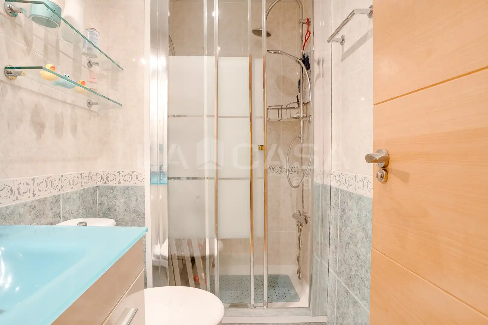 Piso con terraza en venta en Rambla de Prim, imagen 13