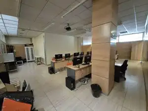 Local en venta en Madrid con Aire acondicionado, Calefacción y Alarma