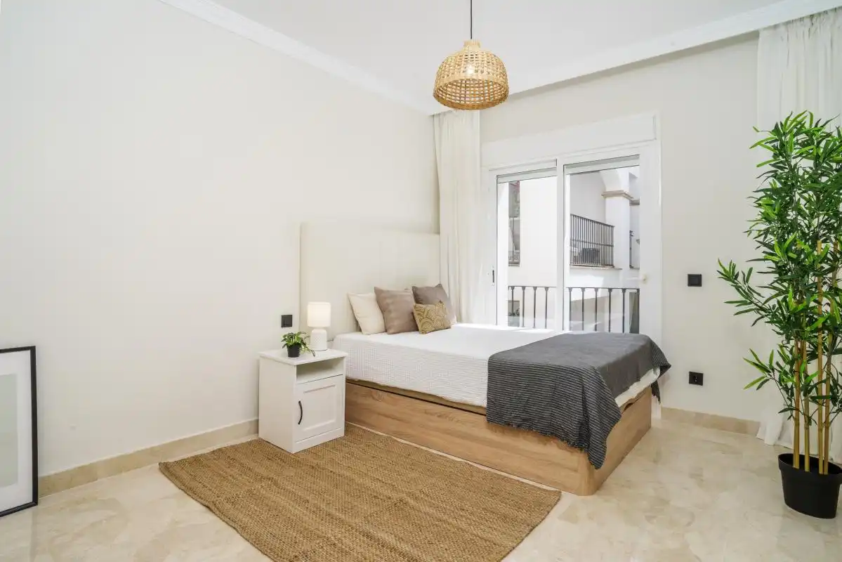 Bedroom of Flat for sale in Marbella  with Air Conditioner, Heating and Private garden