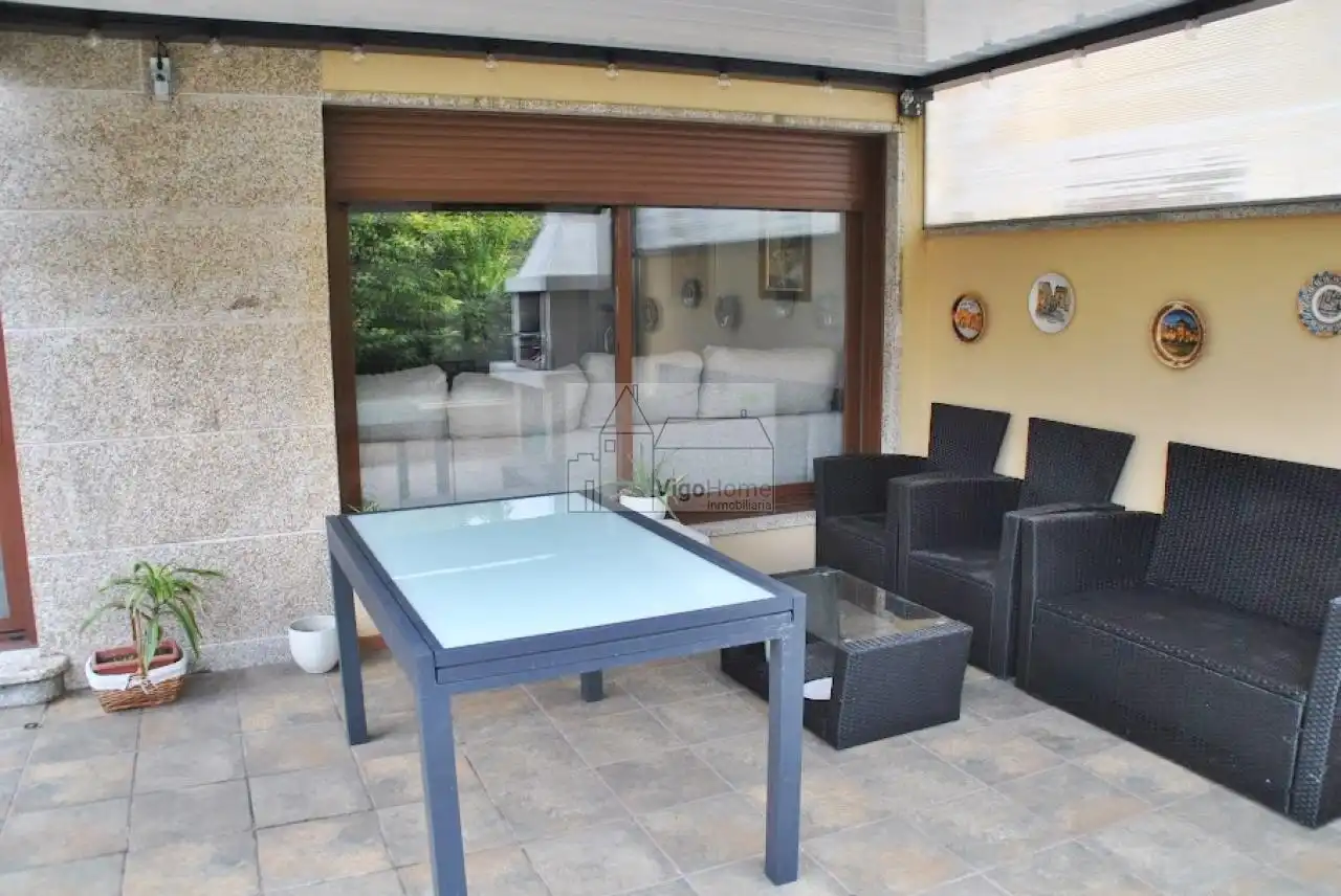 Terrace of Houses for sale in Cangas   with Heating, Private garden and Terrace
