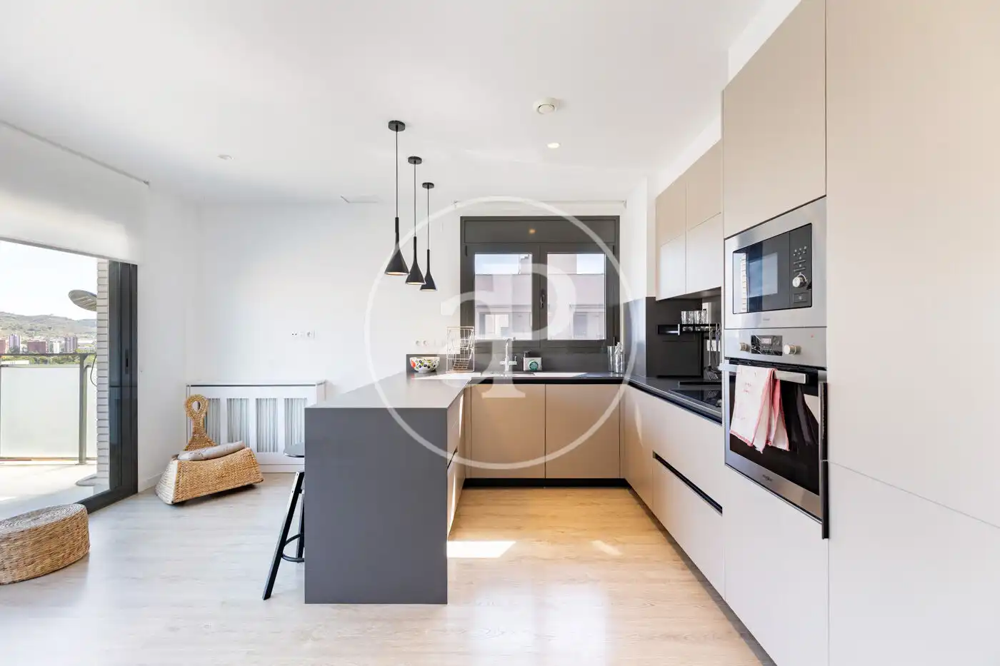 Cocina de Piso en venta en Barcelona con Aire acondicionado, Calefacción y Terraza