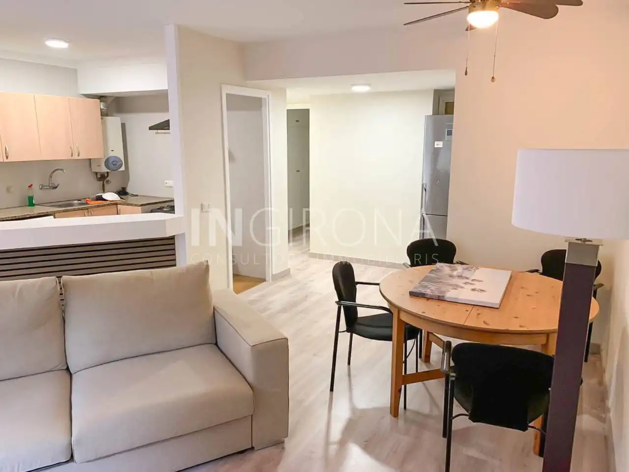 Piso en venta en Girona con Aire acondicionado, Calefacción y Jardín privado