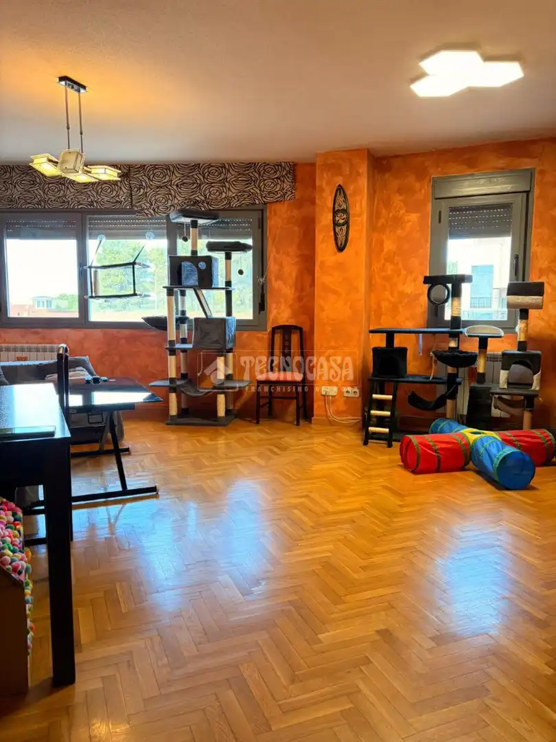 Flat for sale in Valdemoro  with Air Conditioner, Storage room and Community pool